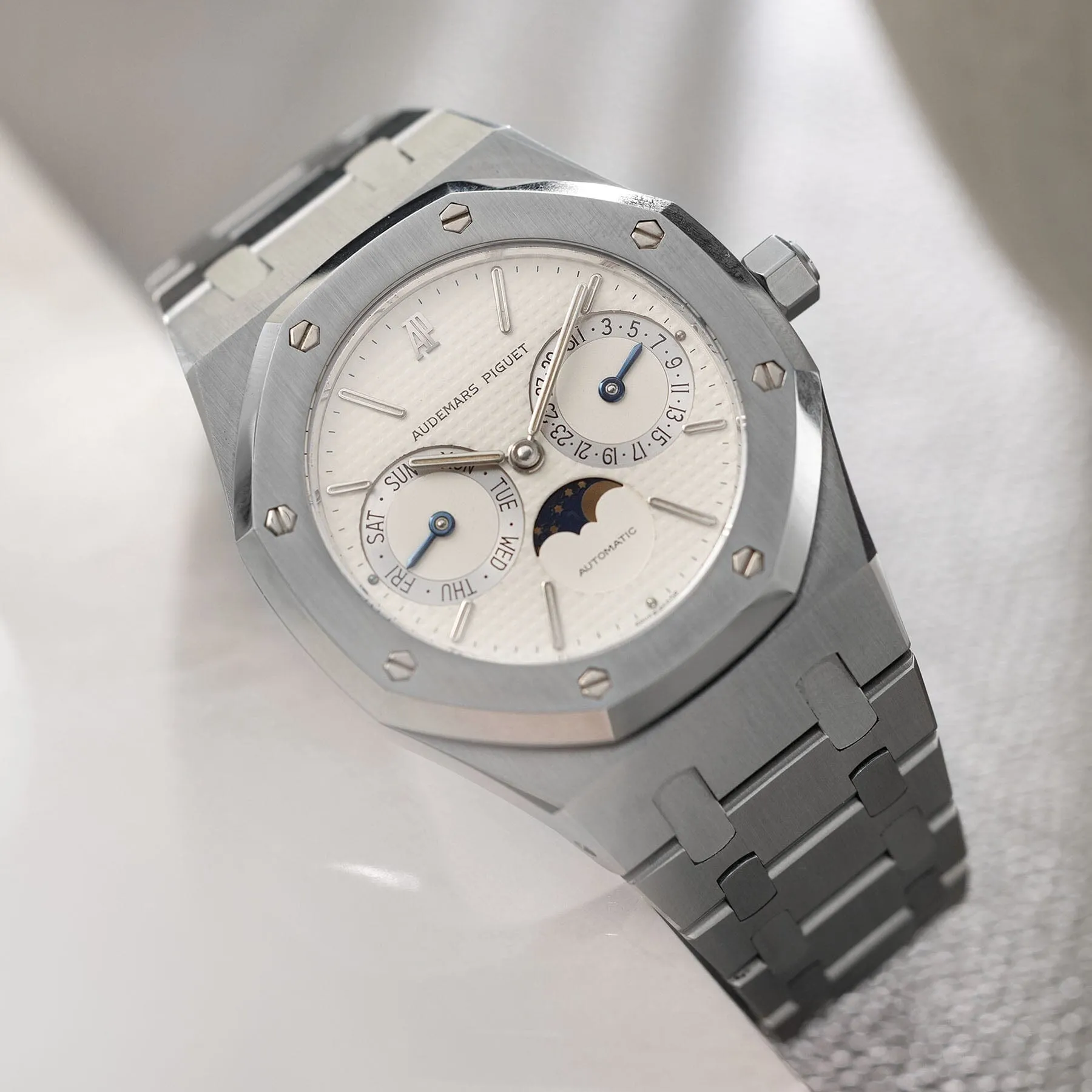 Audemars Piguet Royal Oak Day Date Moonphase ref 25594ST Cream dial