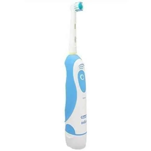 ELECTRIC TOOTHBRUSH ORAL-B WITH BATTERIES