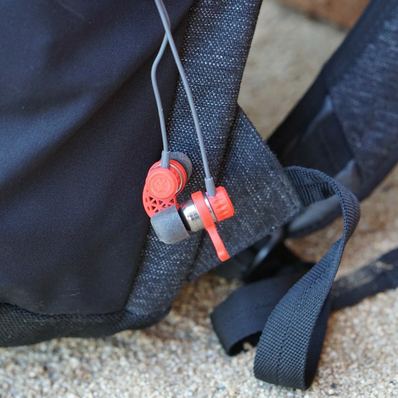 Outdoor Tech Makos Earbuds - Sweatproof Sports Earphones - Black / Grey Or Red