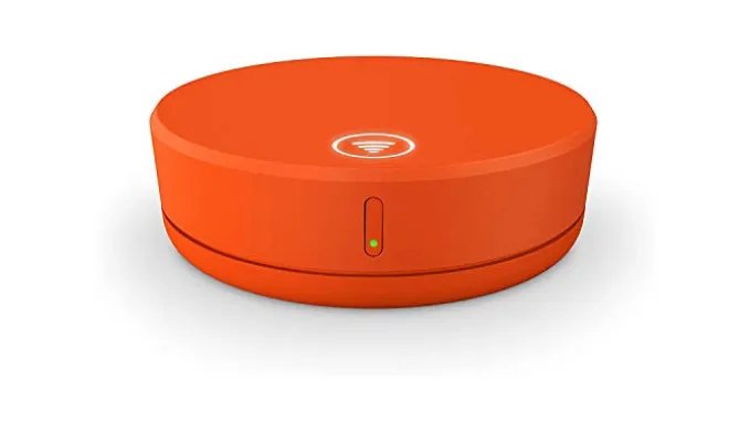 Skyroam Solis: Mobile WiFi Hotspot & Power Bank // Unlimited Data (Renewed)